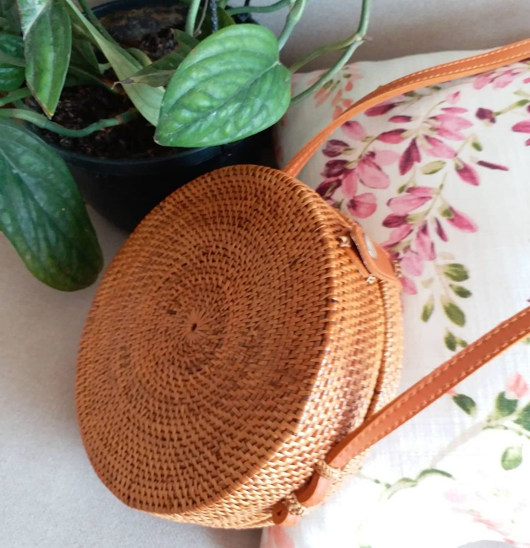 Handwoven Plain Roundbag