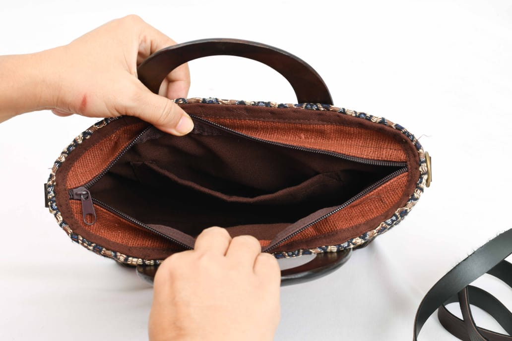 Woven Slingbag with Floral Fabric