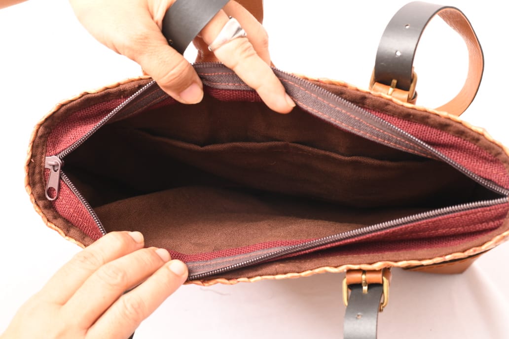 Medium Tote Bag Tan