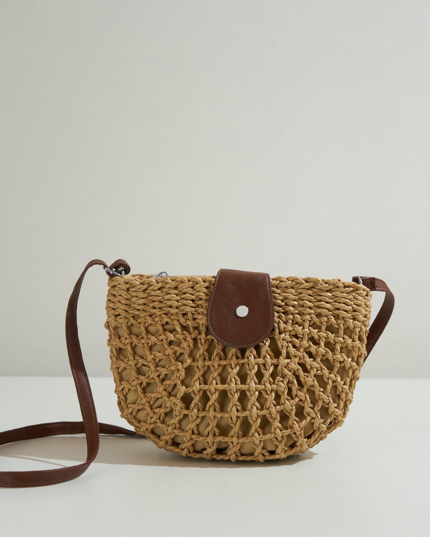 Half Moon Brown Strawbag