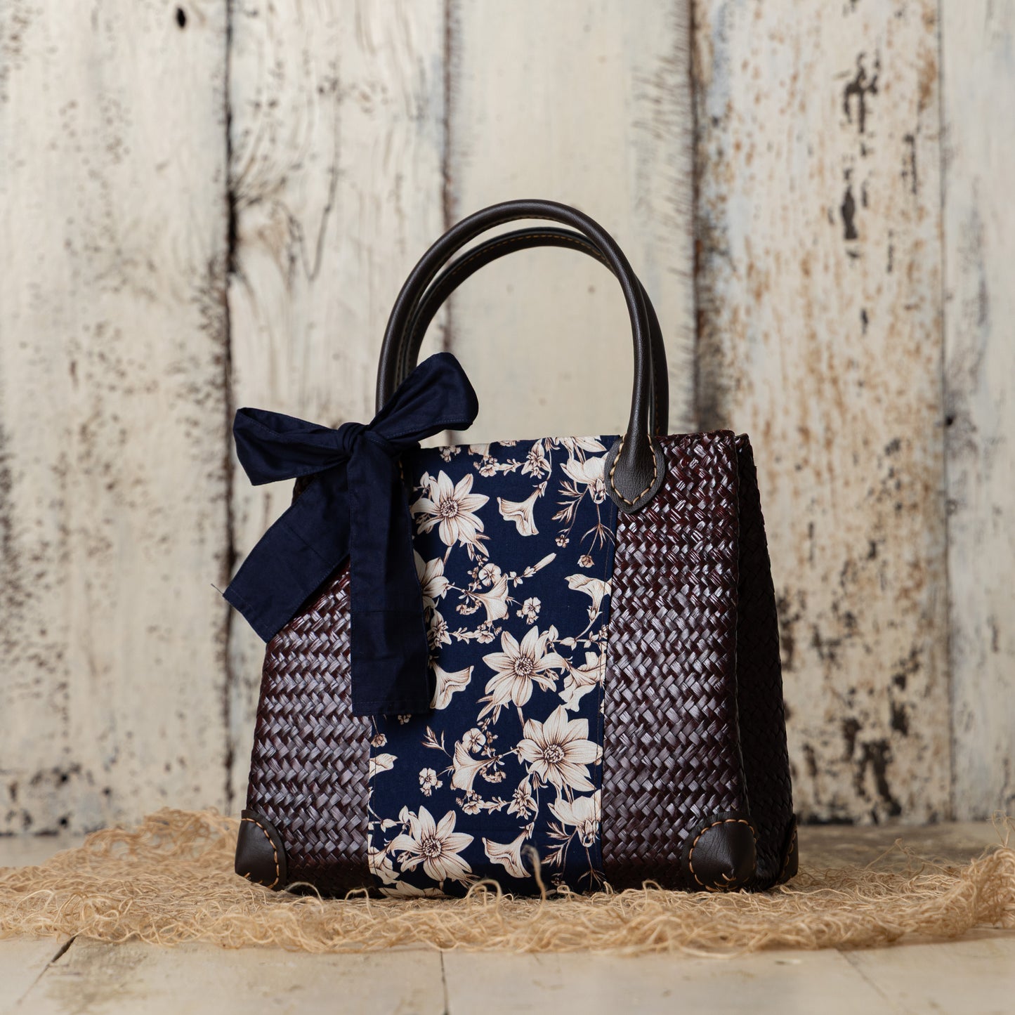 Navy Bloom