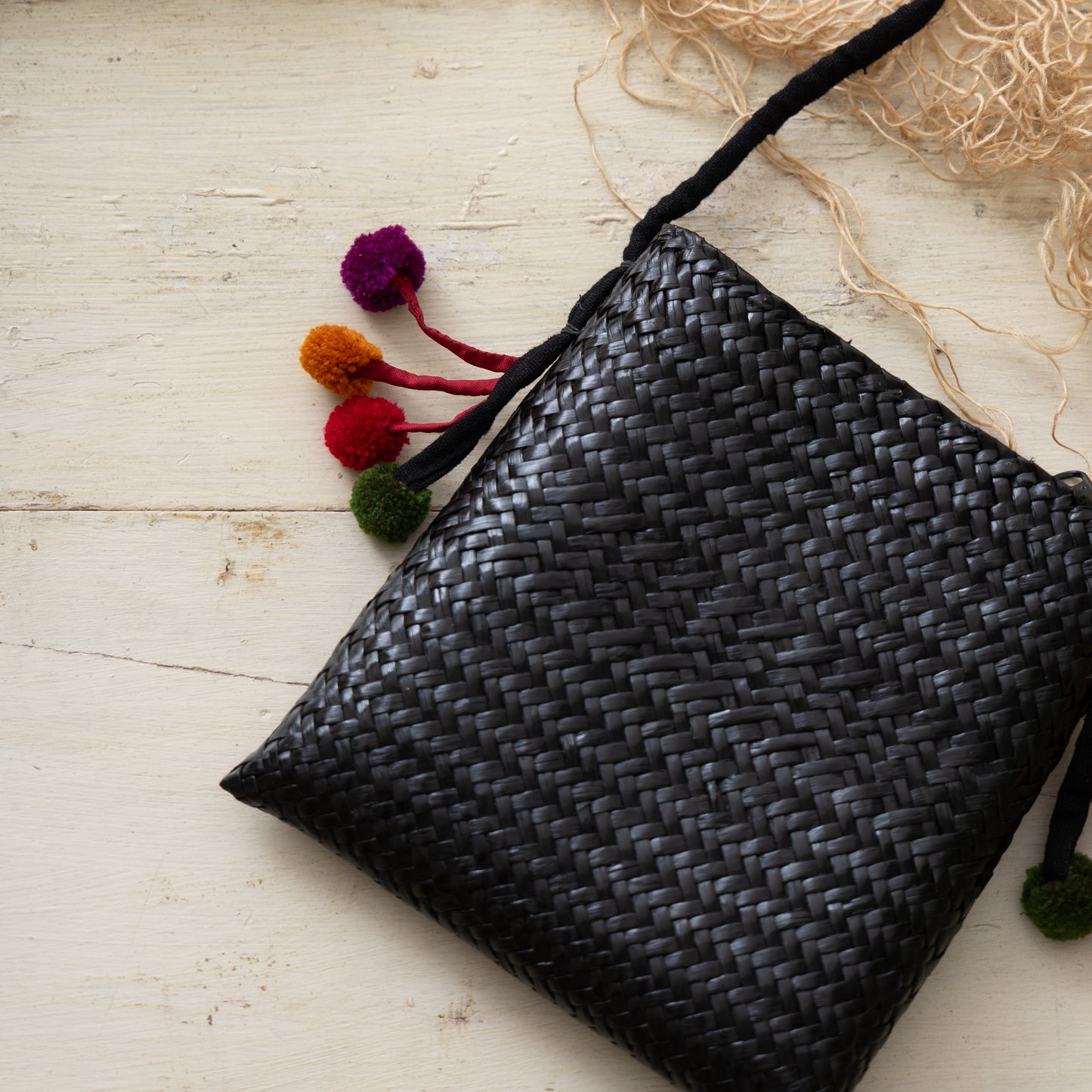 Pompom Black 8"