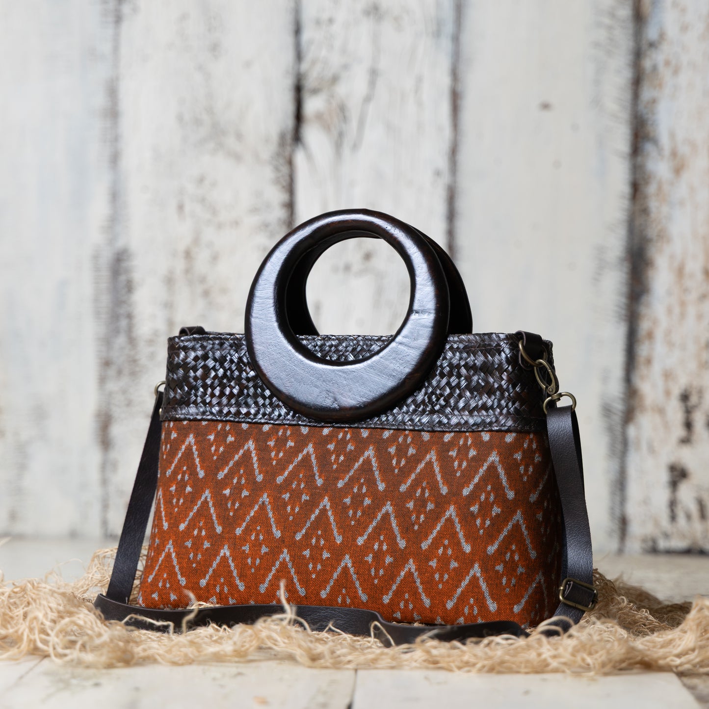 Elegant Ikkat Bag (Earthy Tan)