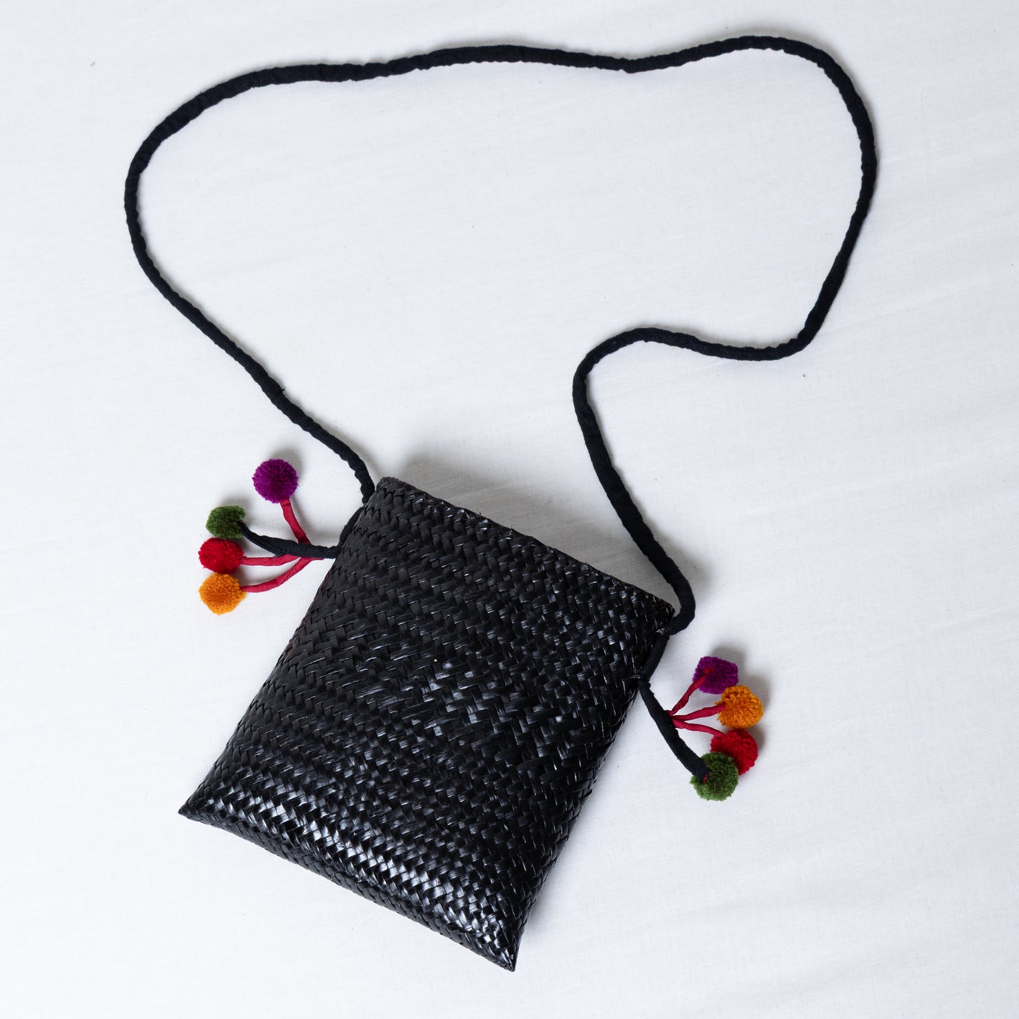 Pompom Black 8"