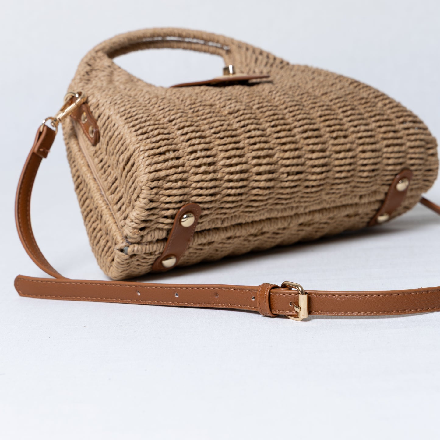 Craft and Crest - Beige