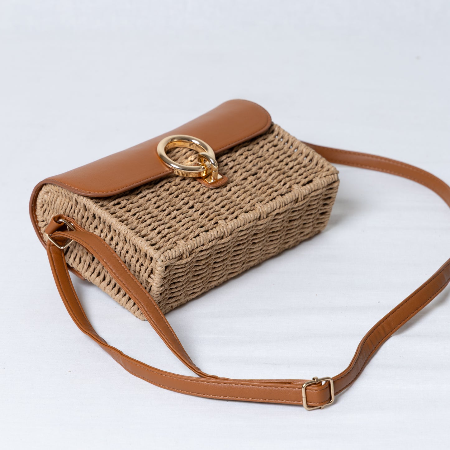 Regal Touch - Beige