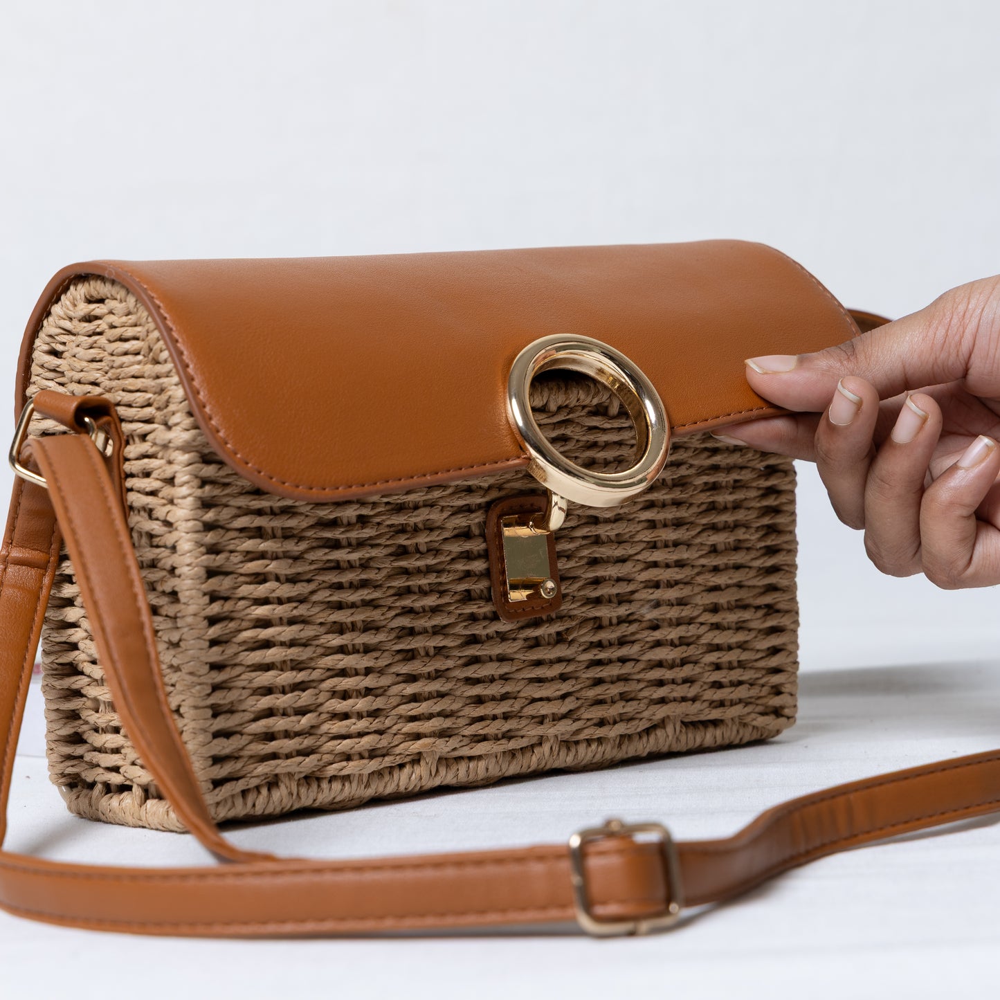 Regal Touch - Beige