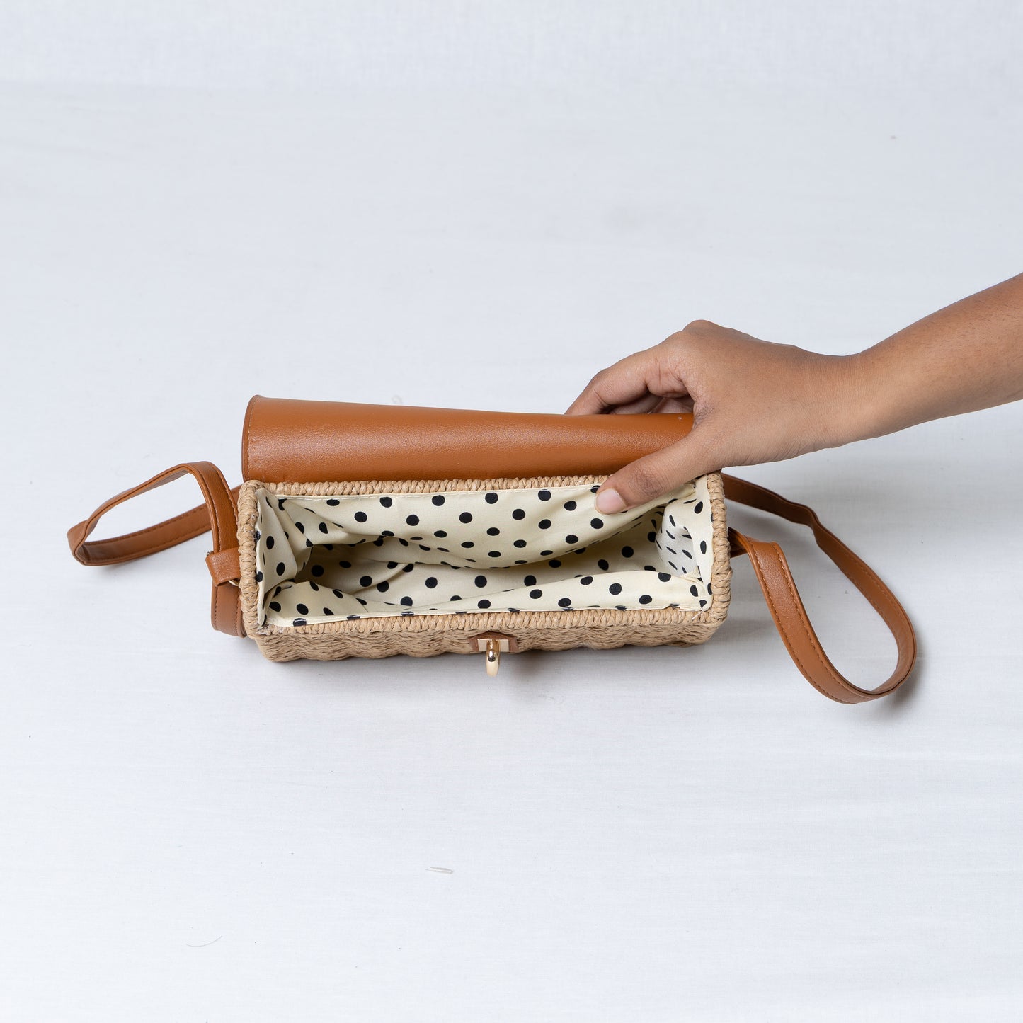 Regal Touch - Beige