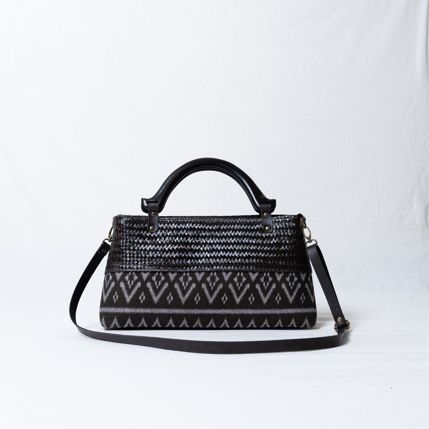 Classic Ikkat Bag (charcoal grey)