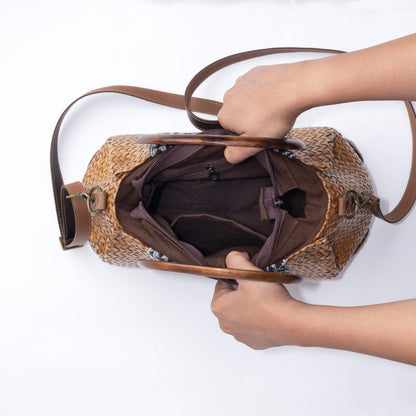 Antique Artistry #03