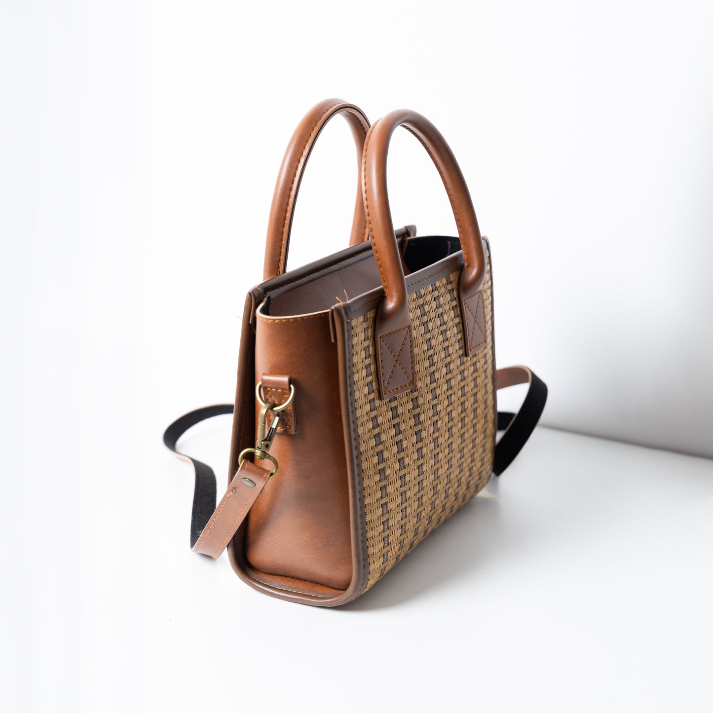 Elite Weave (Linear Pattern)