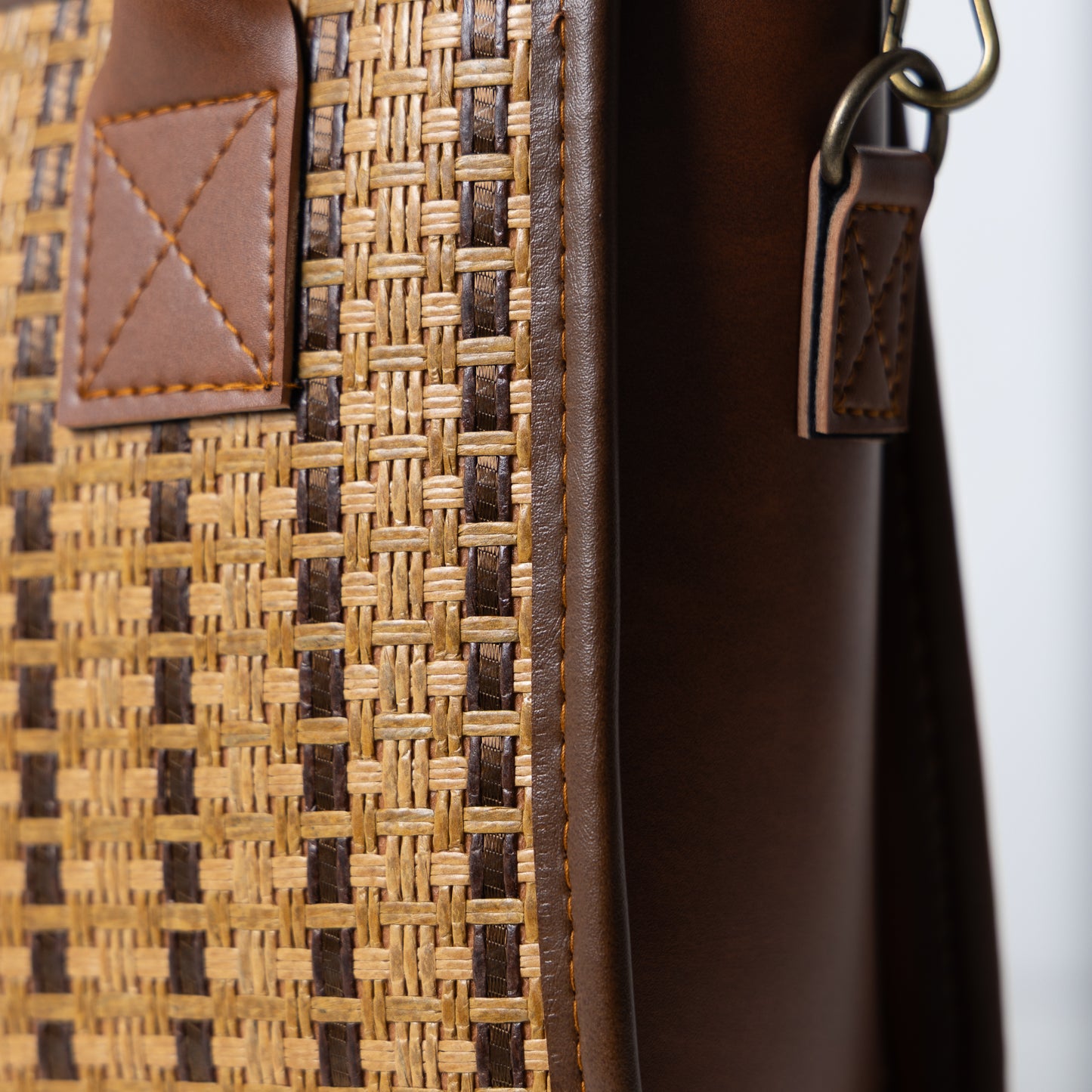 Elite Weave (Linear Pattern)