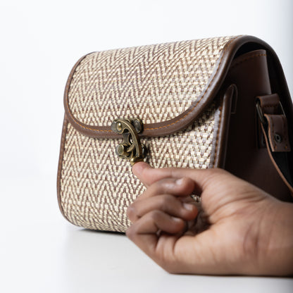 Compact Companion (Sand Tone)