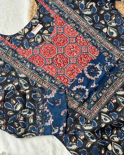 Jahota Hand Block Kurti (Blue leaf)