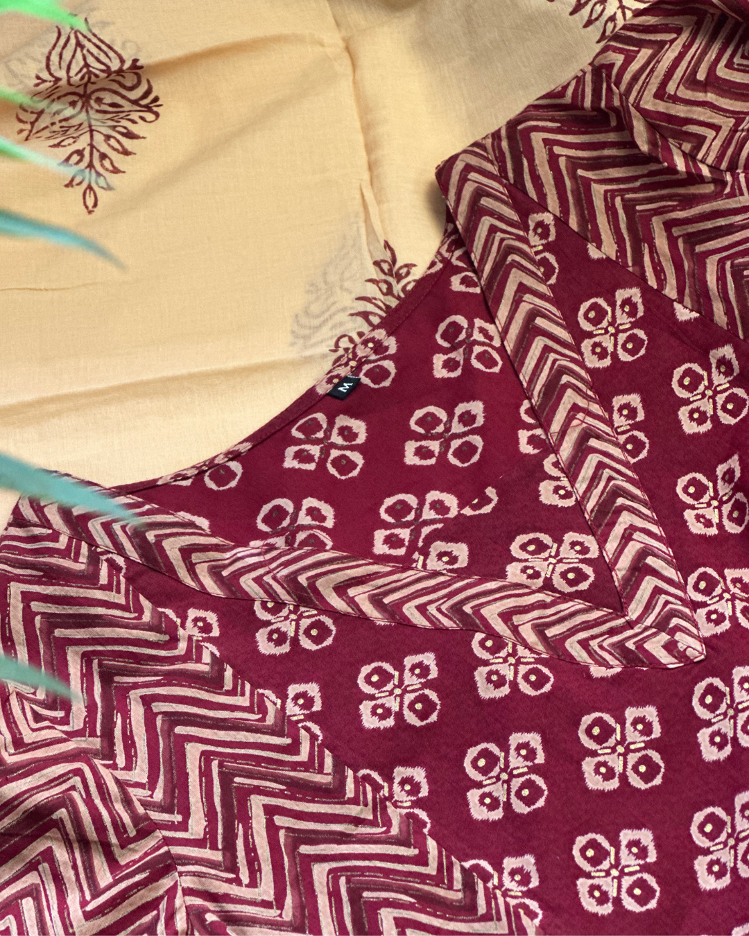 Maroon Motif