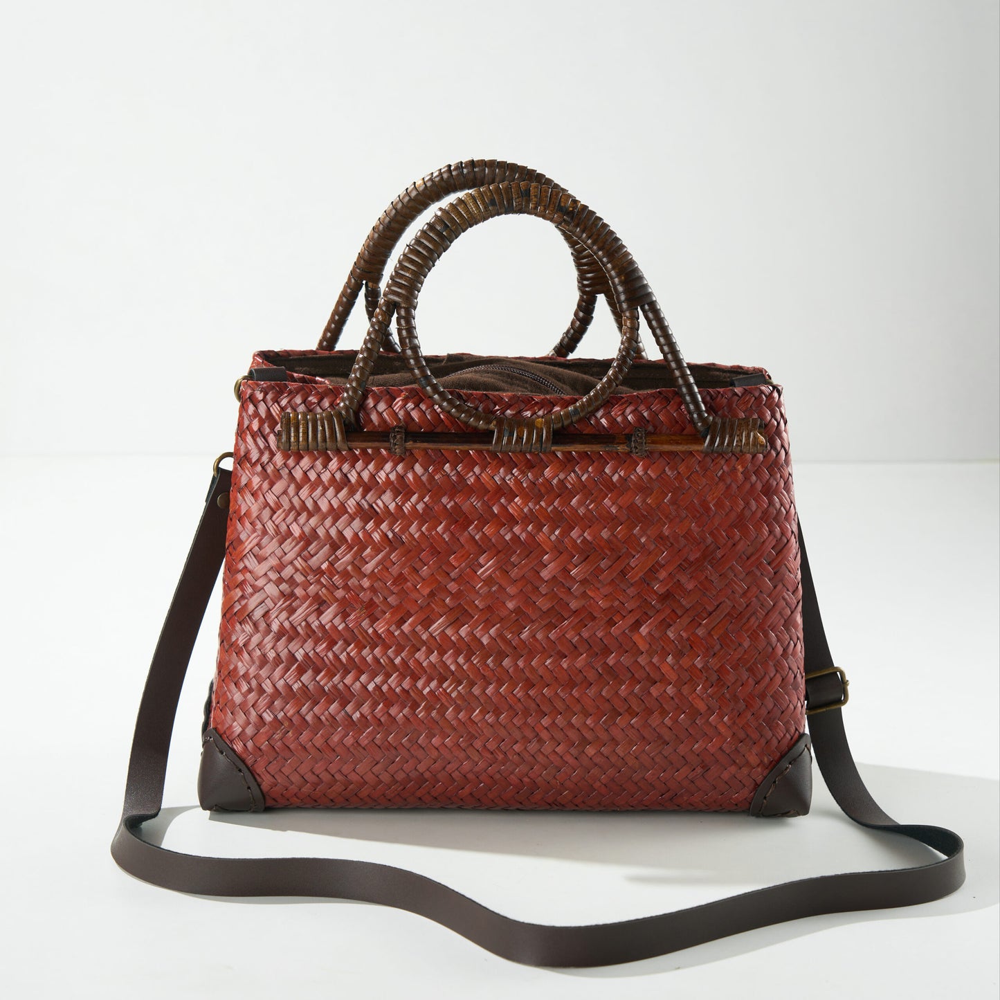 Rattan Handle Strawbag