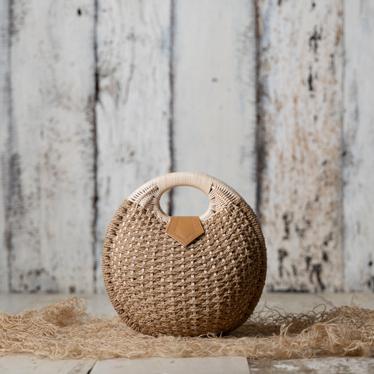 Women Nest Straw Bag - Beige