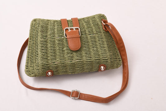 Straw Crossbody Sling - Green