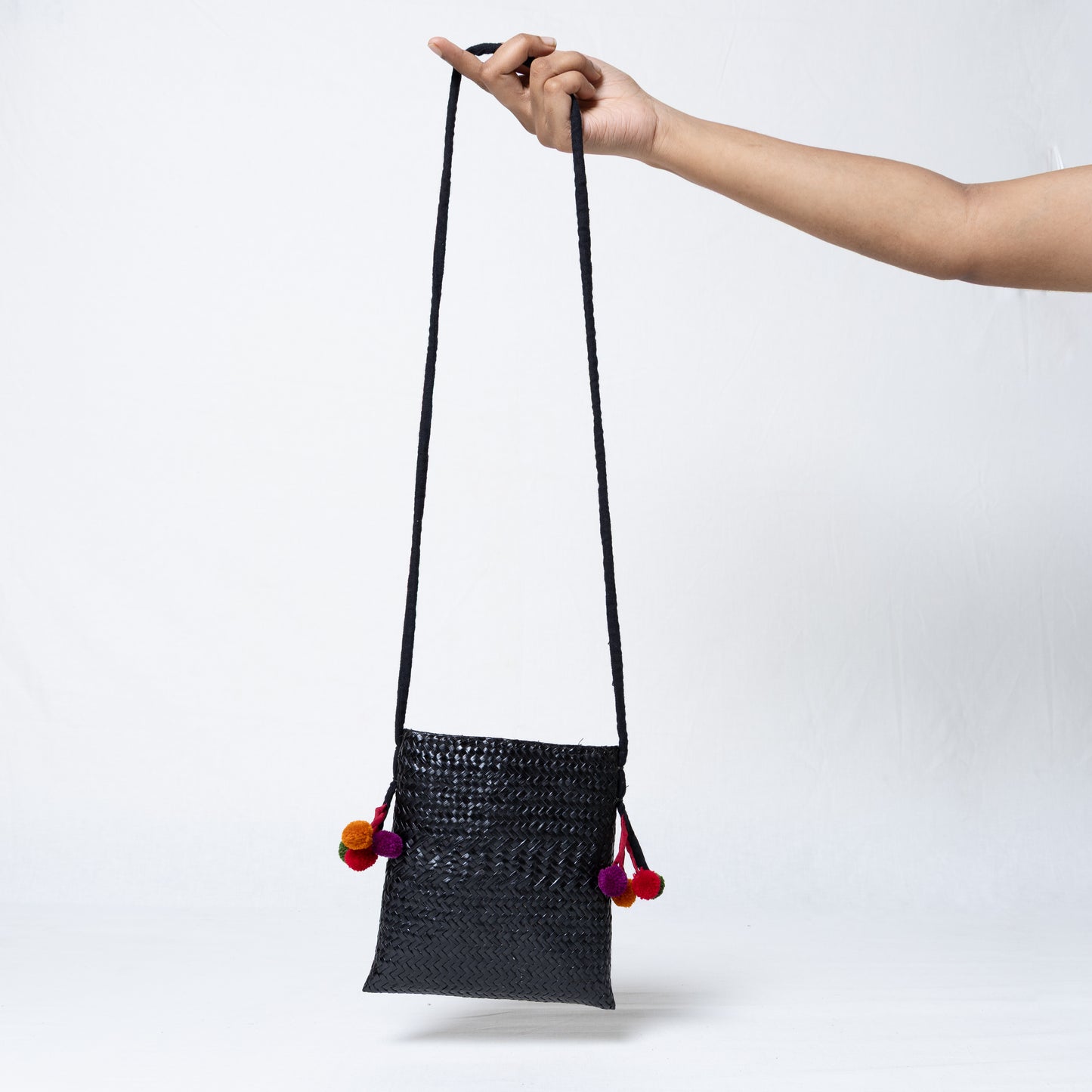 Pompom Black 8"