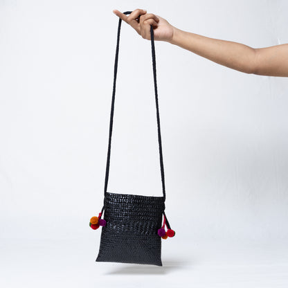 Pompom Black 8"