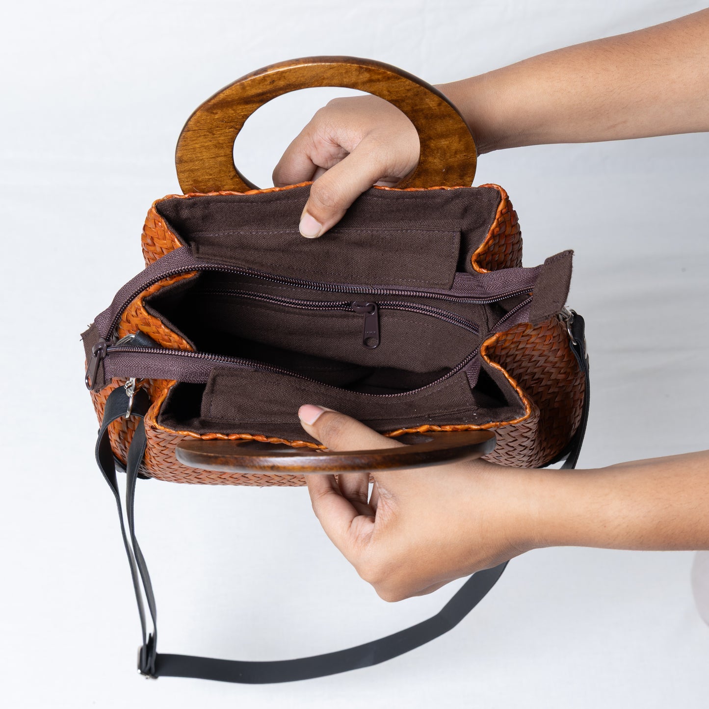 Aura Weave Bag - Tan
