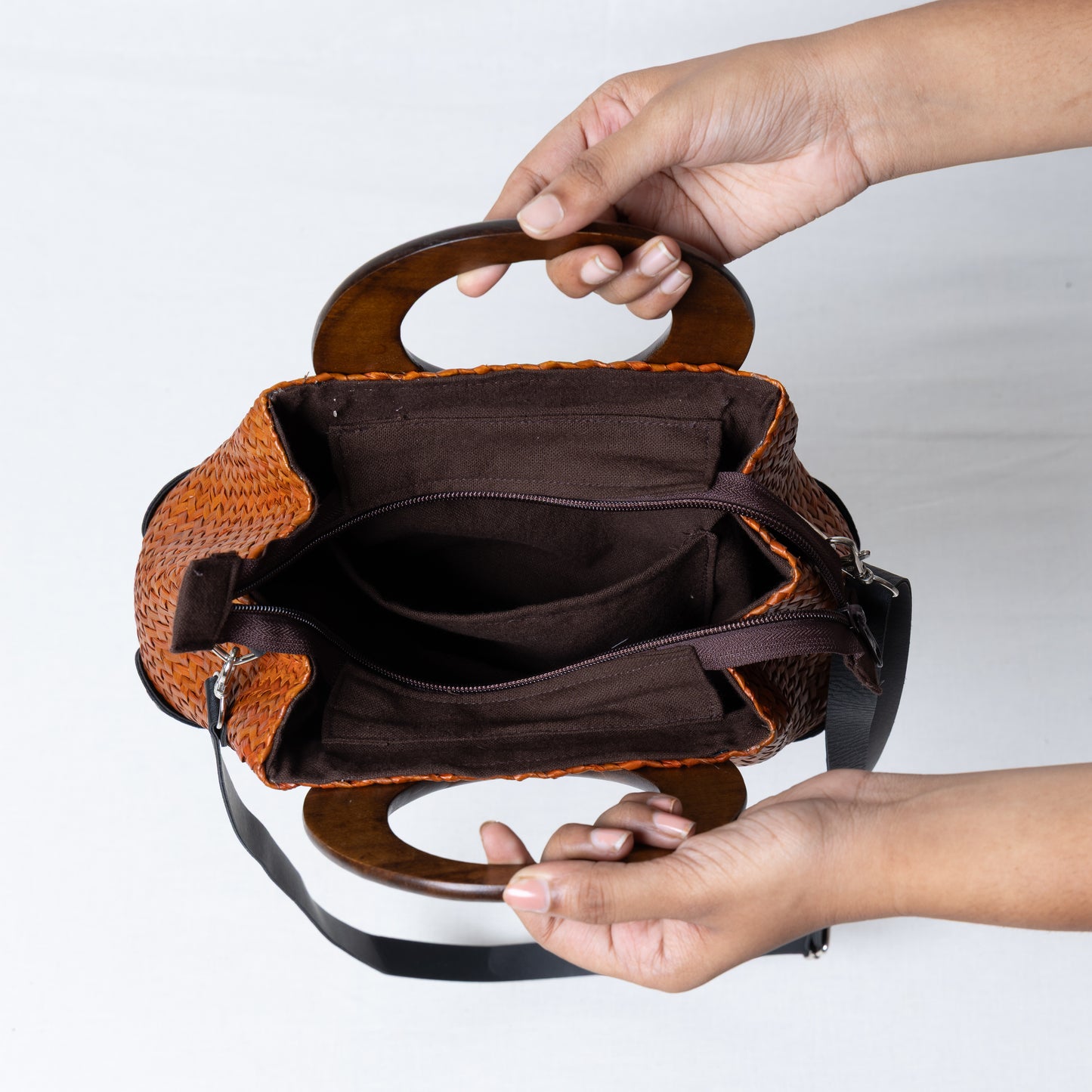 Aura Weave Bag - Tan