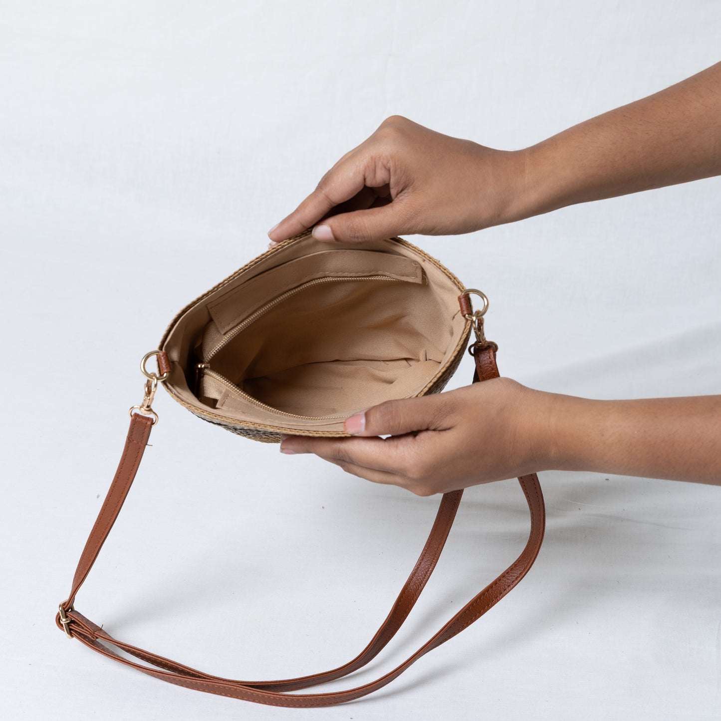 Carefree Carry Black