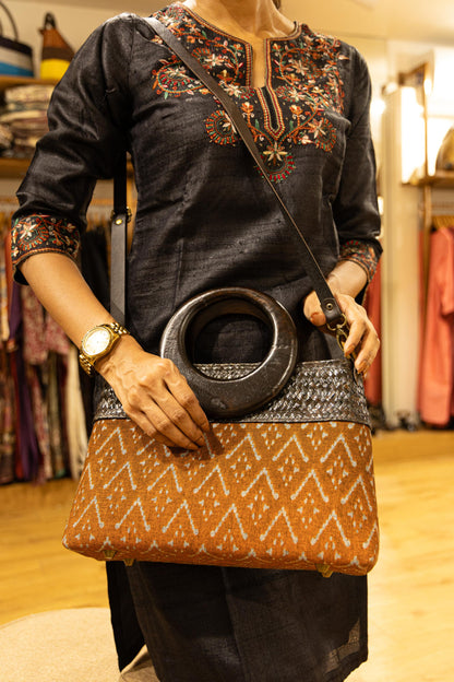 Elegant Ikkat Bag (Earthy Tan)
