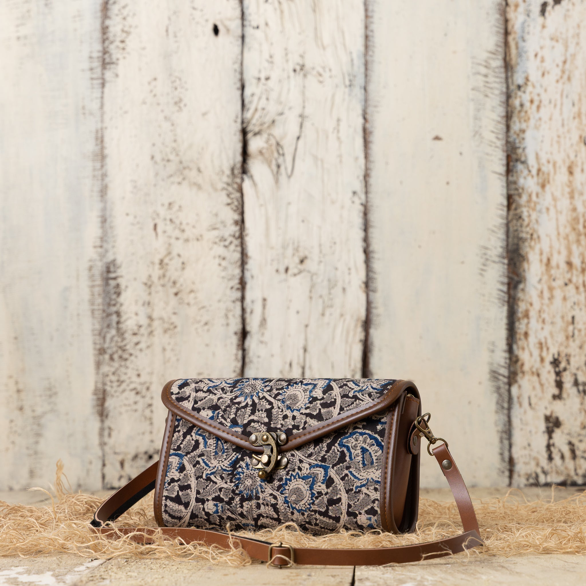 Classic Bloombag Bag – Alankrit Stories