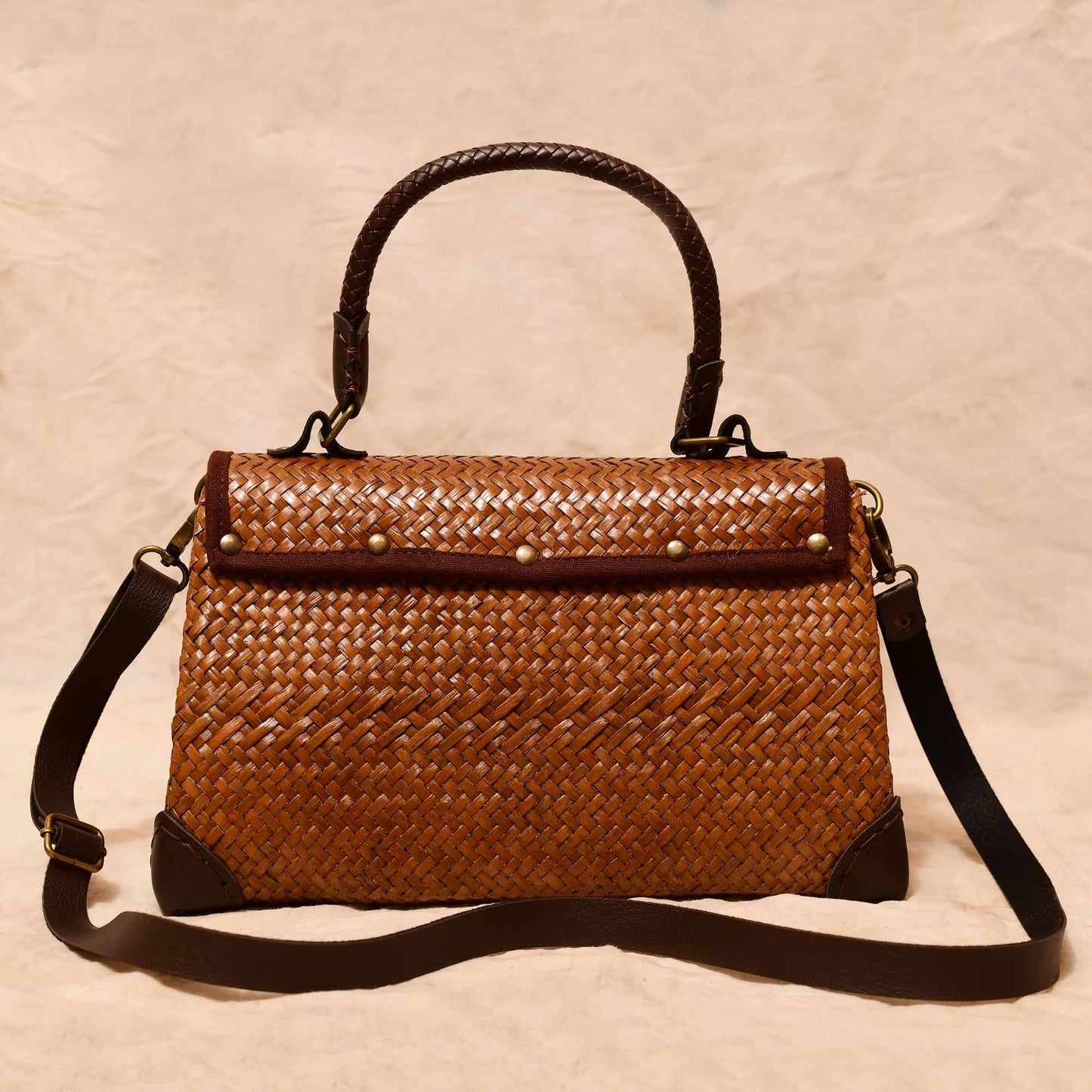 Bask and Braid Walnut Brown