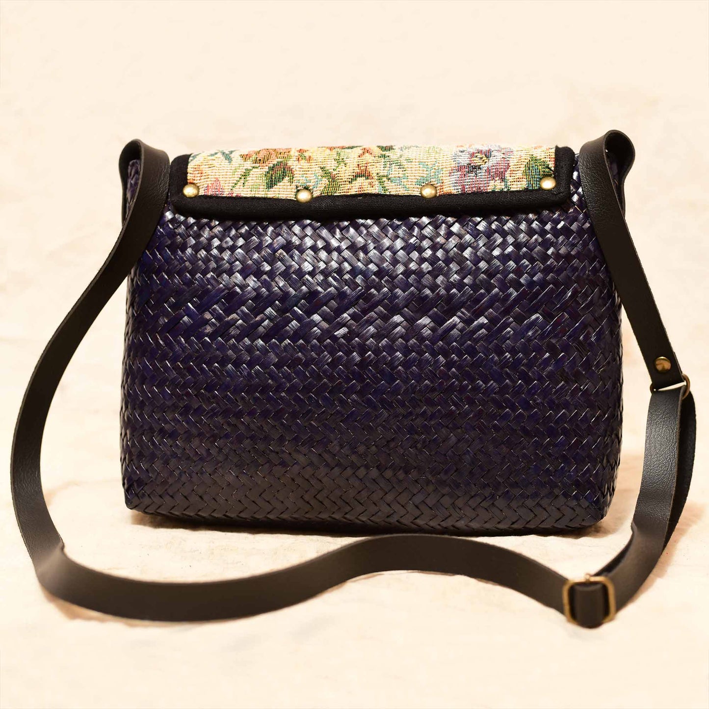 Pretty Pleasure - Dark Purplish Blue