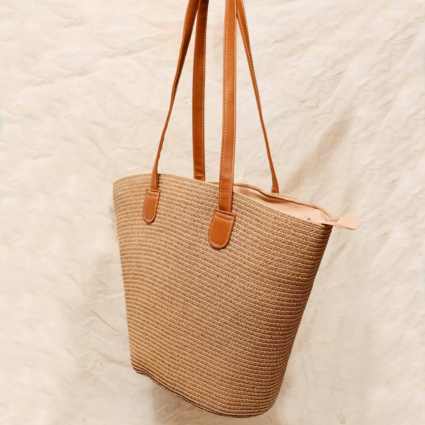 Natural Raffia Tote