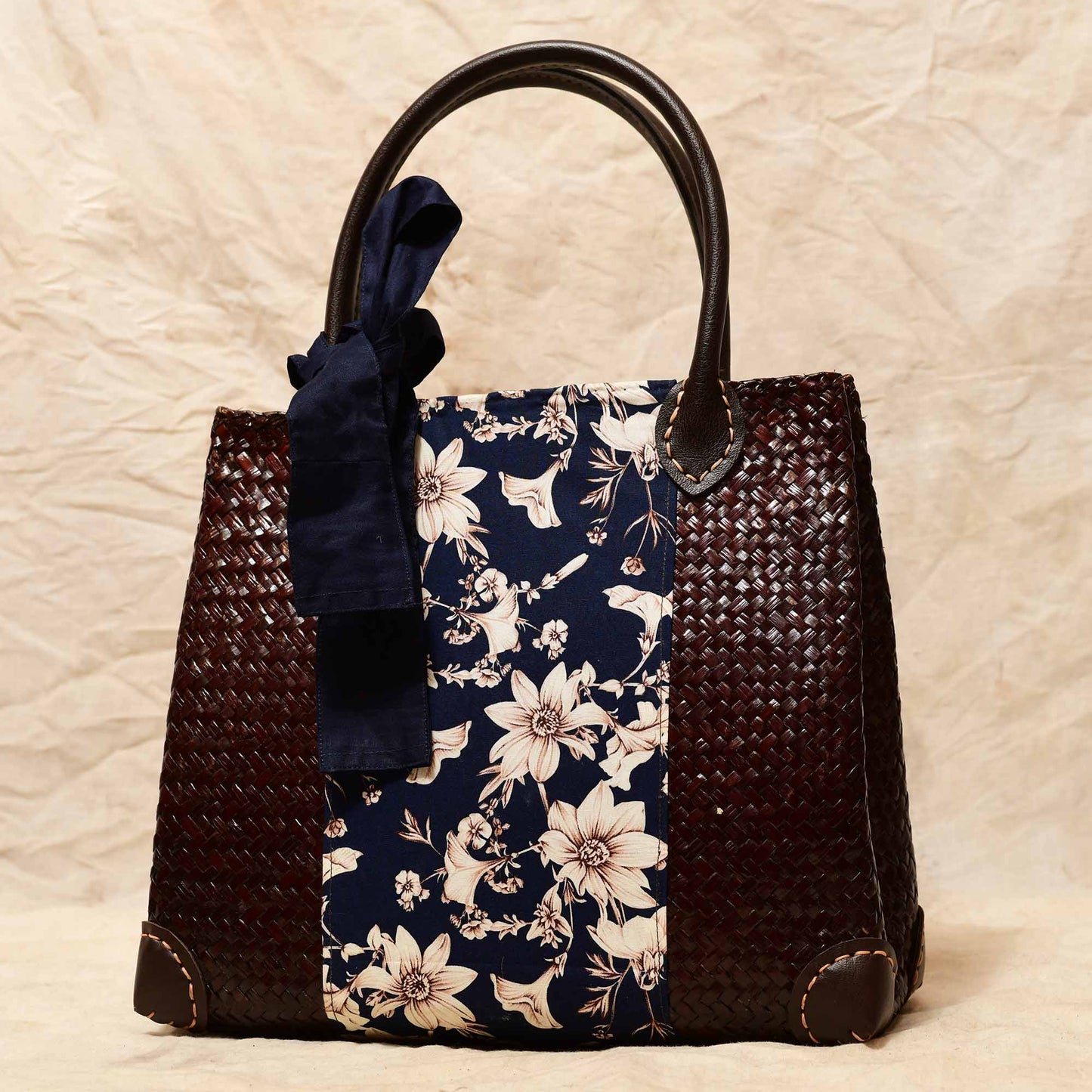 Navy Bloom