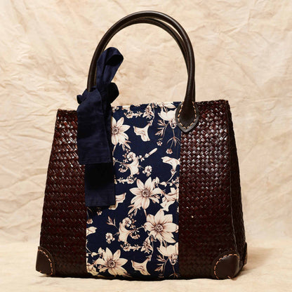 Navy Bloom