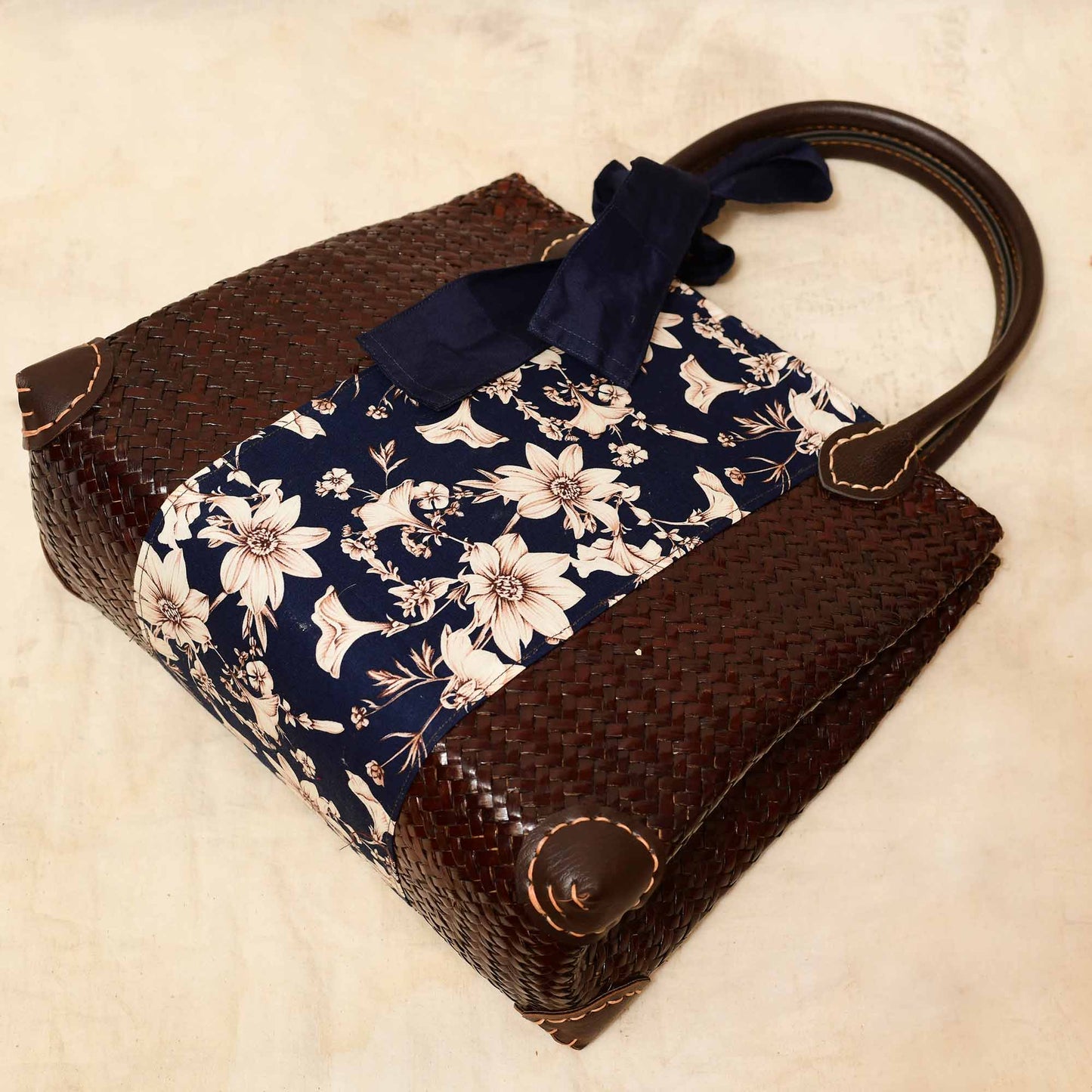 Navy Bloom
