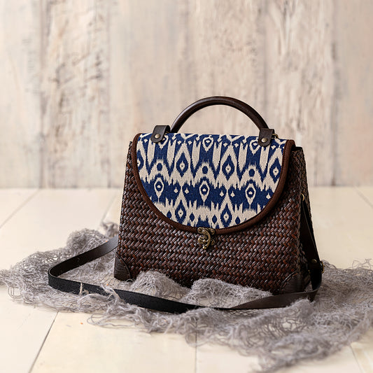 Woven bag with Indigo Abstract Print